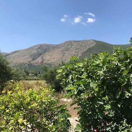 2 Bed House With Mountain View Apartment Alykes  Exterior photo